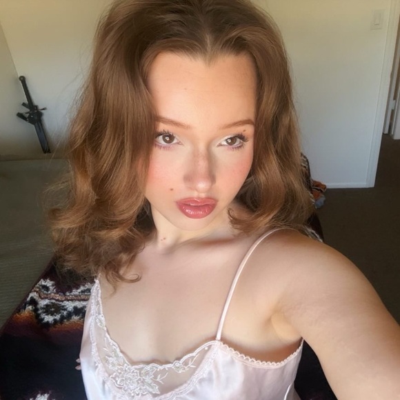 sarahlennon